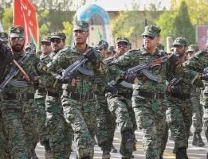 إيران: قصفنا مقر الجيش الإسرائيلى فى بئر السبع بمسيرات تدميرية