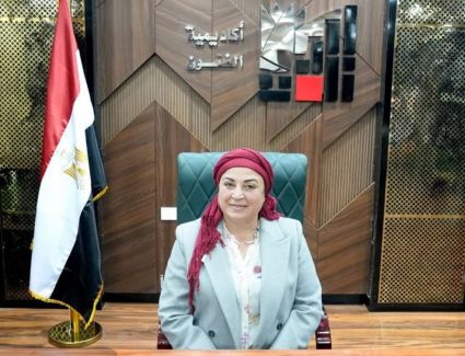 	انطلاق الدورة الـ41 من مهرجان المسرح العالمي بأكاديمية الفنون بحضور نبيلة حسن