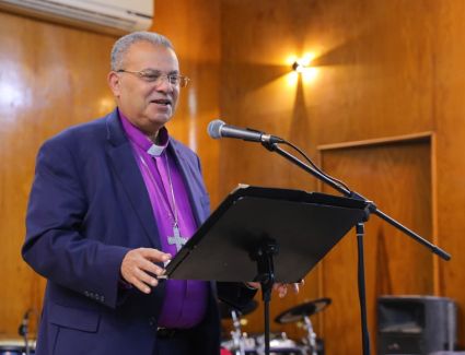 خلال احتفالية عيد القيامة.. رئيس الطائفة الإنجيلية يثمن حضور المشاركين ويشيد بروح التعايش