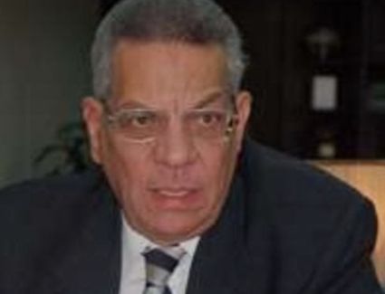 *محافظ البنك المركزي المصري ينعى إسماعيل حسن محافظ البنك المركزي الأسبق*