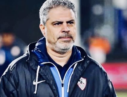 استمرار معتمد جمال.. الزمالك يعلن تجديد عقده لموسم جديد