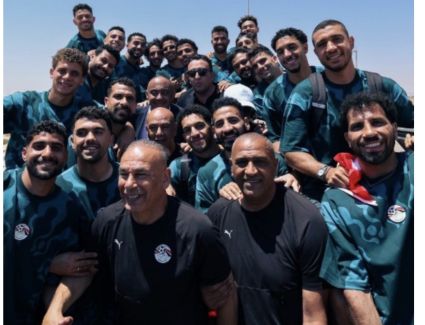 فرحة المصريين بأبطال المونديال.. منتخب مصر يوثق الاستقبال الجماهيري الحاشد للفراعنة بعد الإنجاز التاريخى